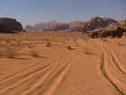 3-Wadi_Landscape.jpg (34819 bytes)