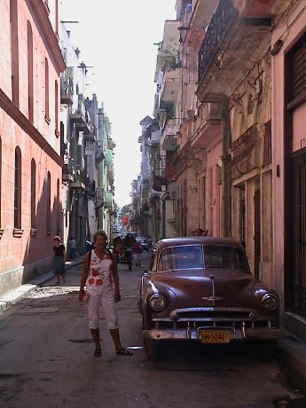 54-Havana_Angela.jpg (37295 bytes)