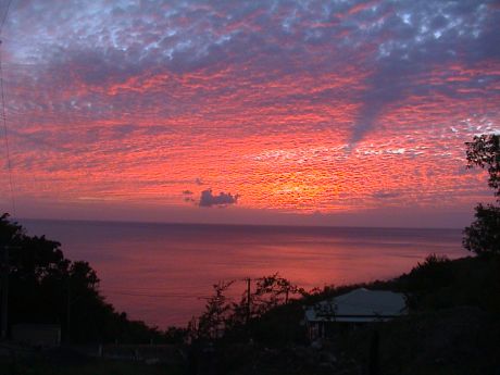 57-Guadeloupe_sunset.jpg (25104 bytes)